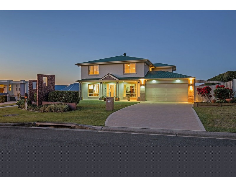 61 Hillary Circuit, Pacific Pines QLD 4211