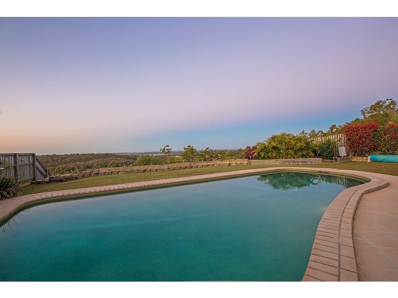 61 Hillary Circuit, Pacific Pines QLD 4211