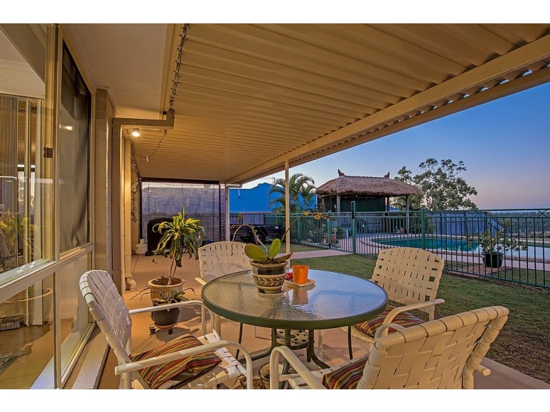 61 Hillary Circuit, Pacific Pines QLD 4211