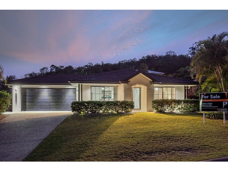 4 Fitzgerald Close, Maudsland QLD 4210