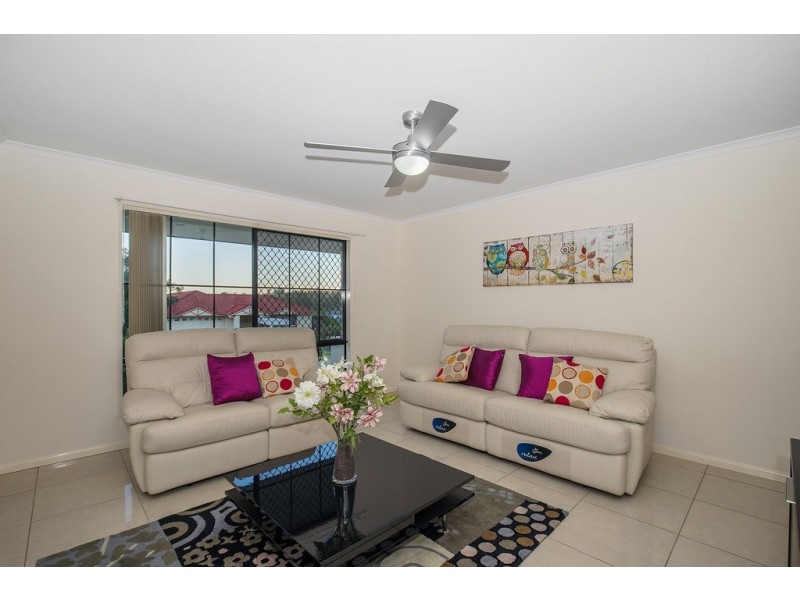 4 Fitzgerald Close, Maudsland QLD 4210