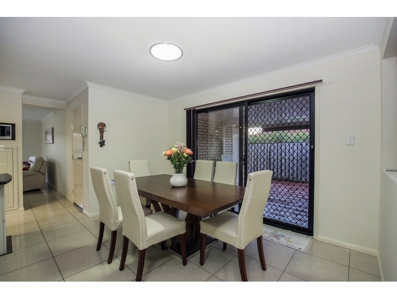 4 Fitzgerald Close, Maudsland QLD 4210