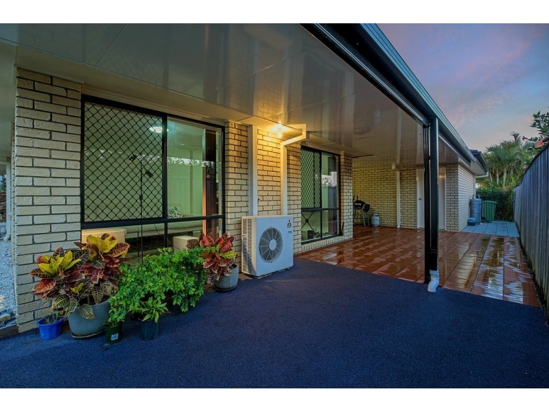 4 Fitzgerald Close, Maudsland QLD 4210