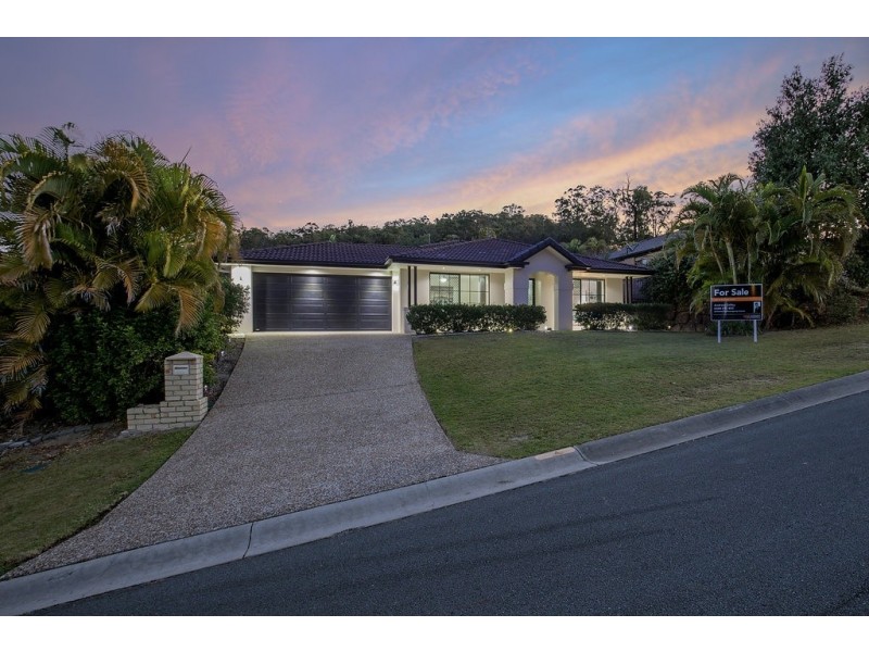 4 Fitzgerald Close, Maudsland QLD 4210