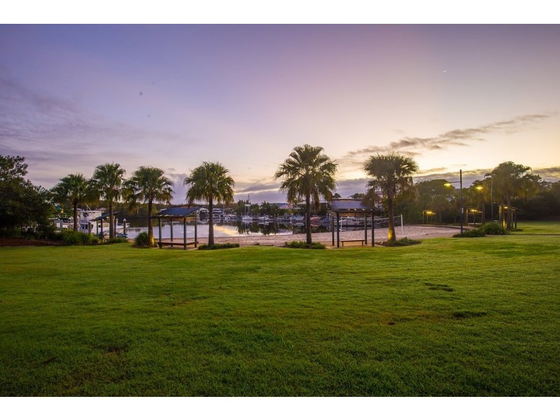 6 Village High Crescent, Coomera Waters QLD 4209