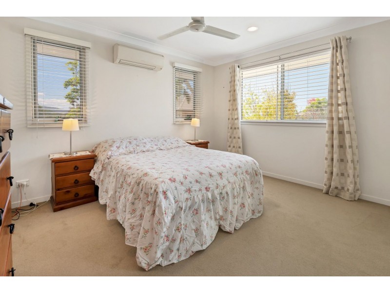 199 Easthill Drive, Robina QLD 4226