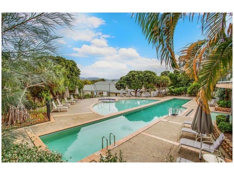 199 Easthill Drive, Robina QLD 4226