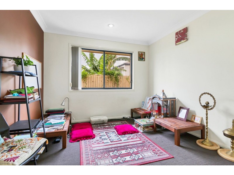 4 Saint Maarten Crescent, Oxenford QLD 4210