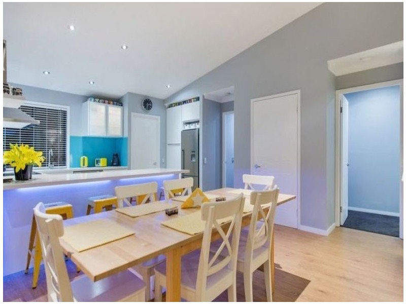 15 Meadow Way, Upper Coomera QLD 4209