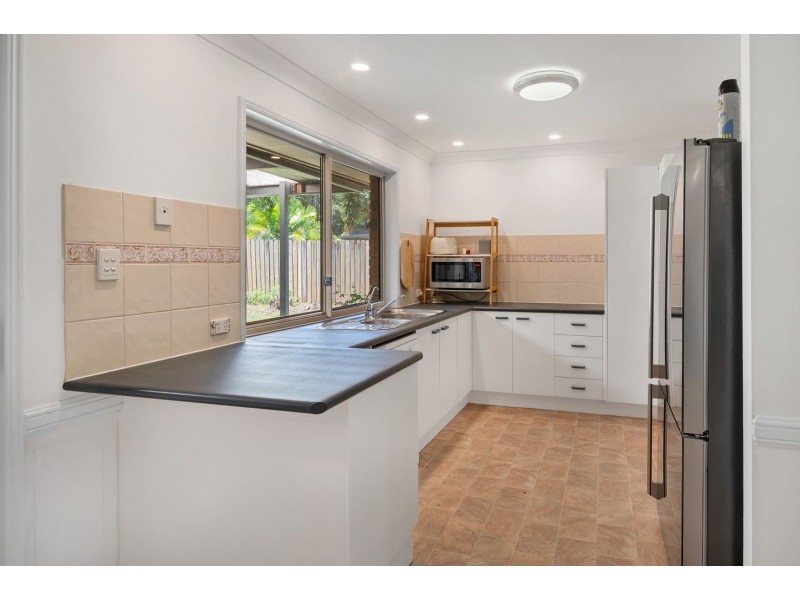 6 Cawley Place, Oxenford QLD 4210