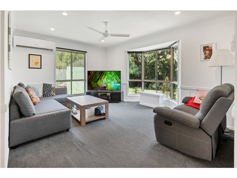 6 Cawley Place, Oxenford QLD 4210