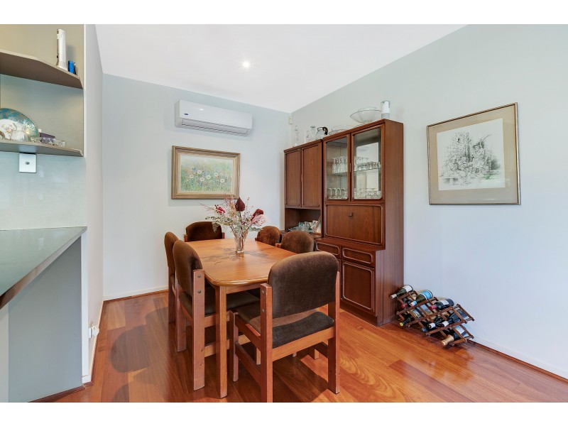 4/9 Lantau Crescent, Varsity Lakes QLD 4227