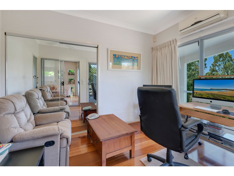 4/9 Lantau Crescent, Varsity Lakes QLD 4227