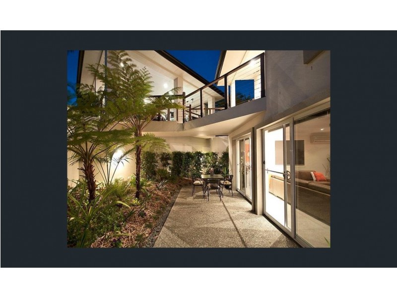 7 Berkley Court, Highland Park QLD 4211