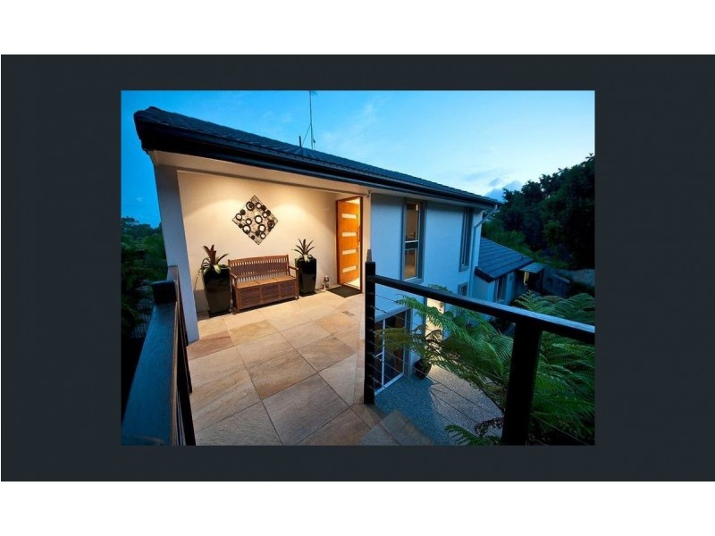 7 Berkley Court, Highland Park QLD 4211