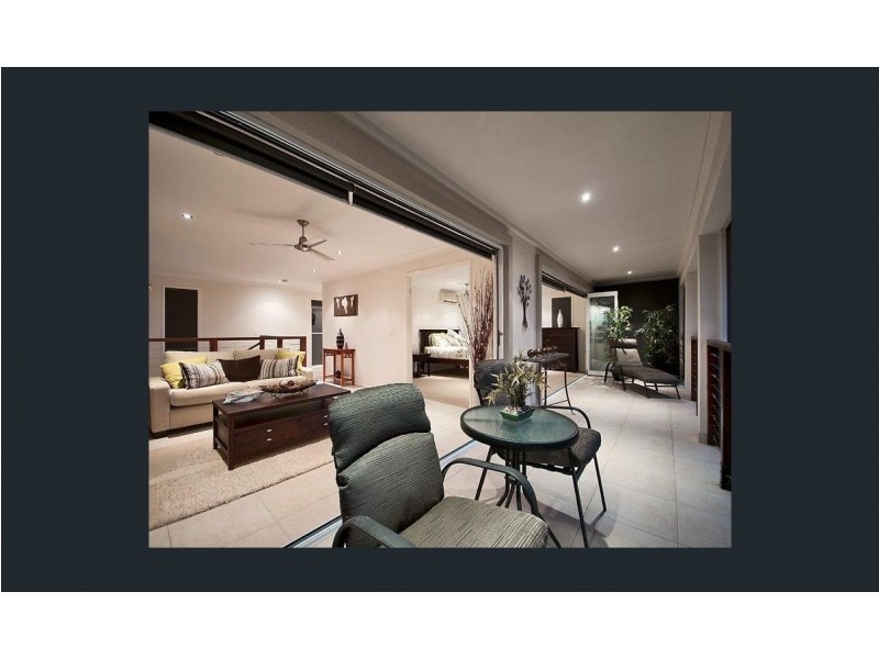 7 Berkley Court, Highland Park QLD 4211