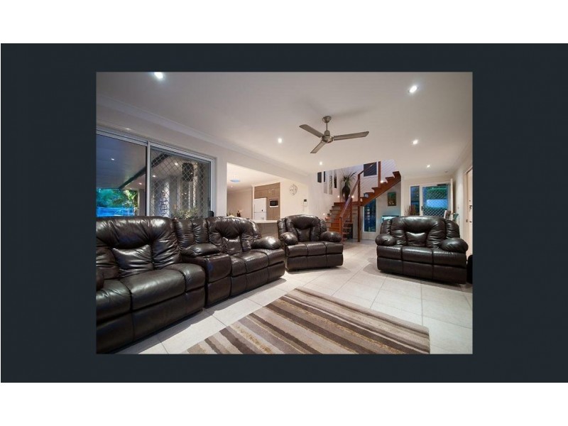 7 Berkley Court, Highland Park QLD 4211