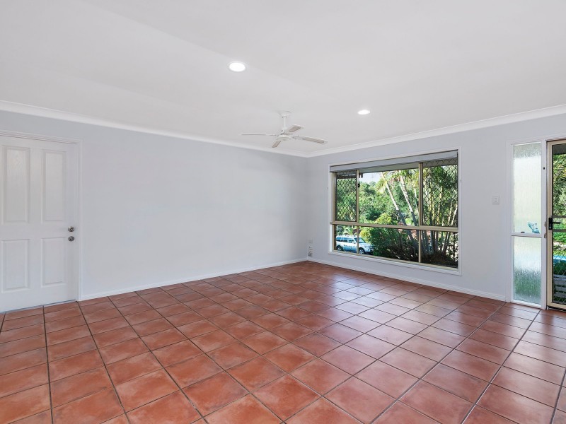 35 Davis Cup Court, Oxenford QLD 4210