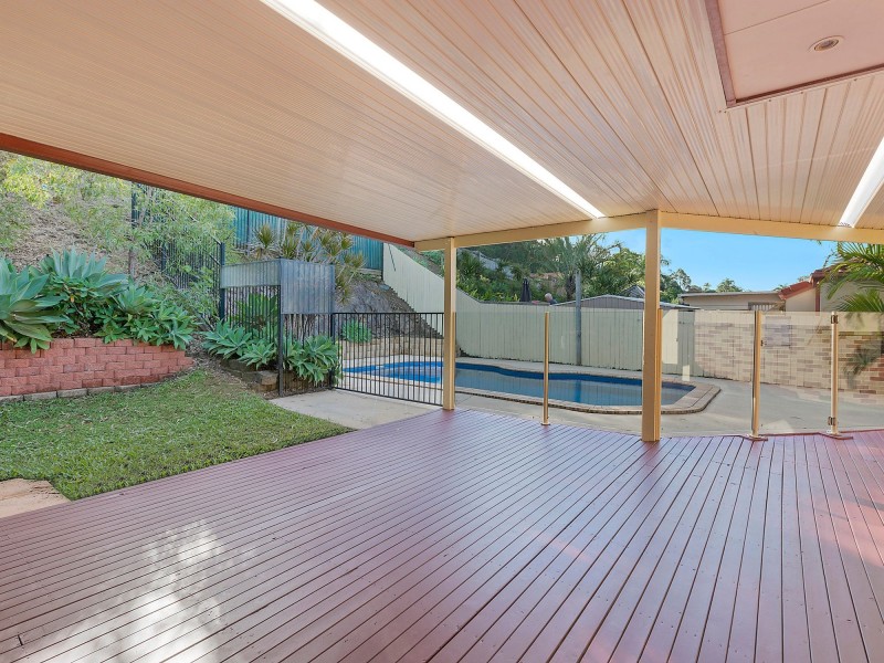 35 Davis Cup Court, Oxenford QLD 4210