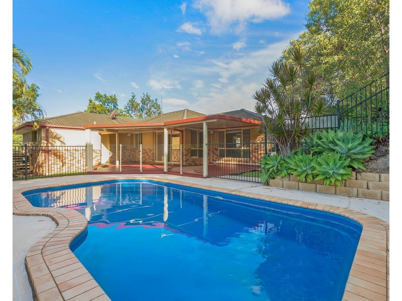35 Davis Cup Court, Oxenford QLD 4210