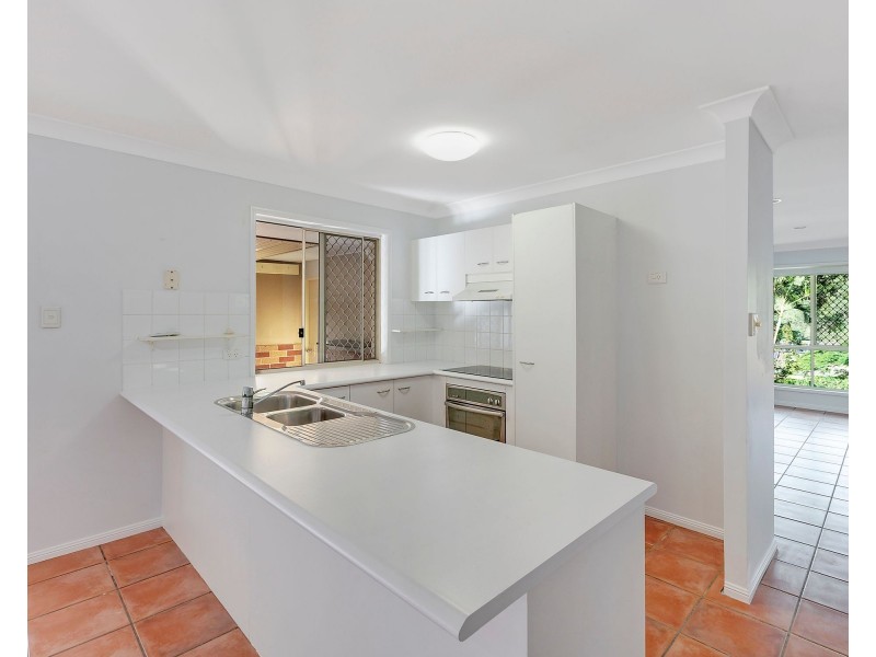 35 Davis Cup Court, Oxenford QLD 4210