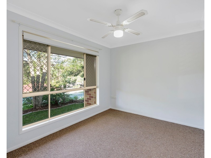 35 Davis Cup Court, Oxenford QLD 4210