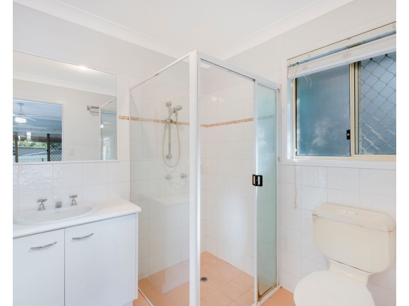 35 Davis Cup Court, Oxenford QLD 4210