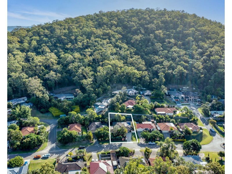 35 Davis Cup Court, Oxenford QLD 4210