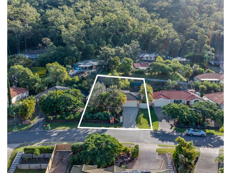 35 Davis Cup Court, Oxenford QLD 4210