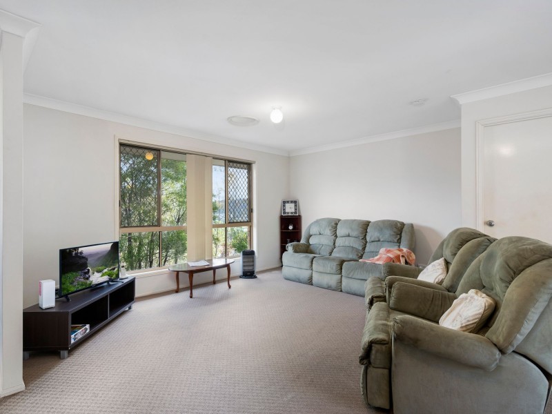 34 Crestridge Crescent, Oxenford QLD 4210