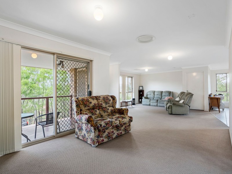 34 Crestridge Crescent, Oxenford QLD 4210