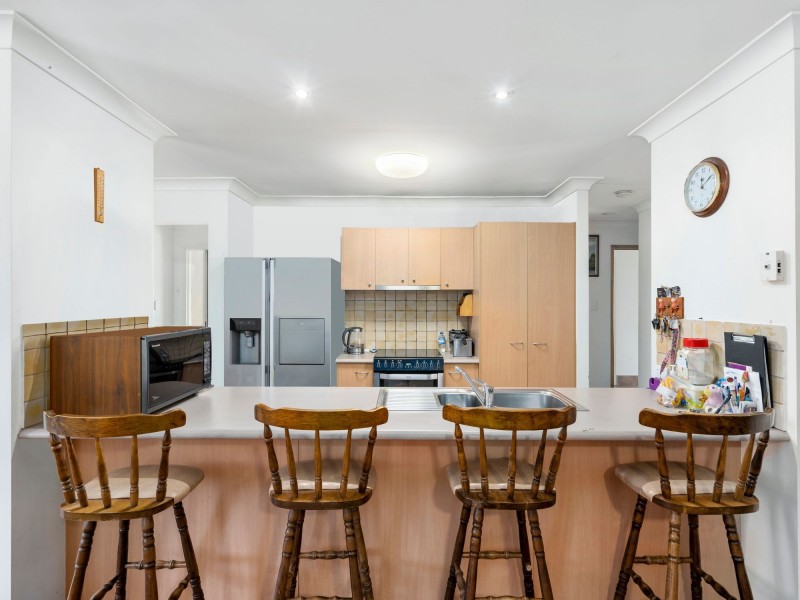 1 Barrs Avenue, Oxenford QLD 4210