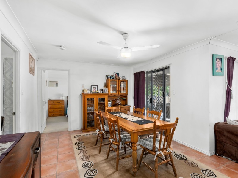 1 Barrs Avenue, Oxenford QLD 4210