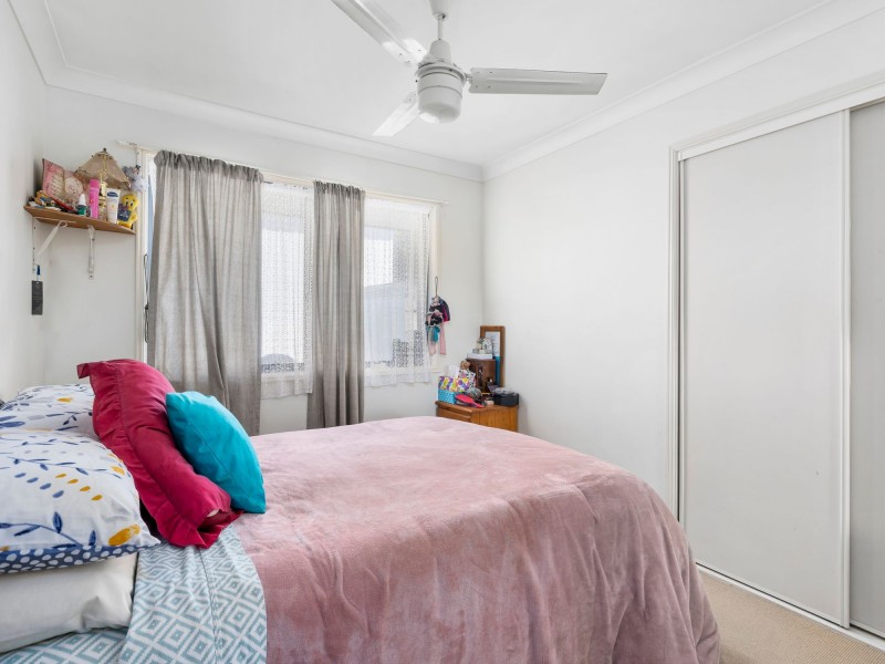 1 Barrs Avenue, Oxenford QLD 4210