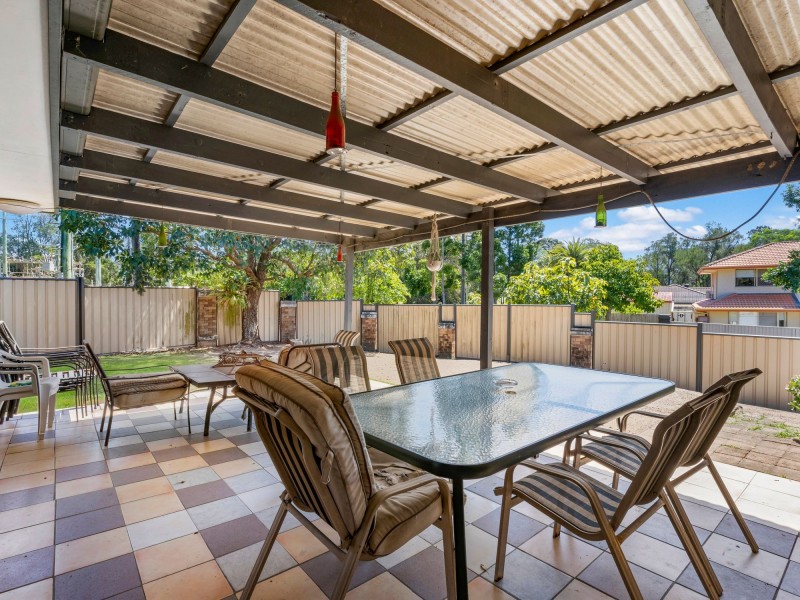 1 Barrs Avenue, Oxenford QLD 4210