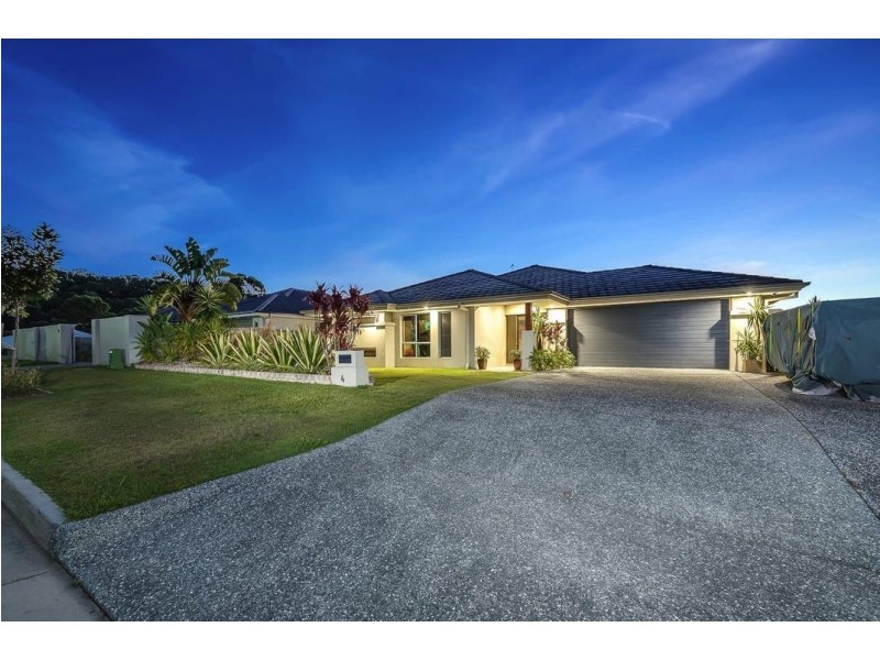 4 Allington Circuit, Maudsland QLD 4210