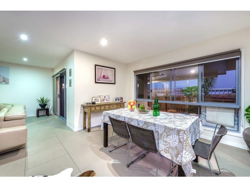 4 Allington Circuit, Maudsland QLD 4210