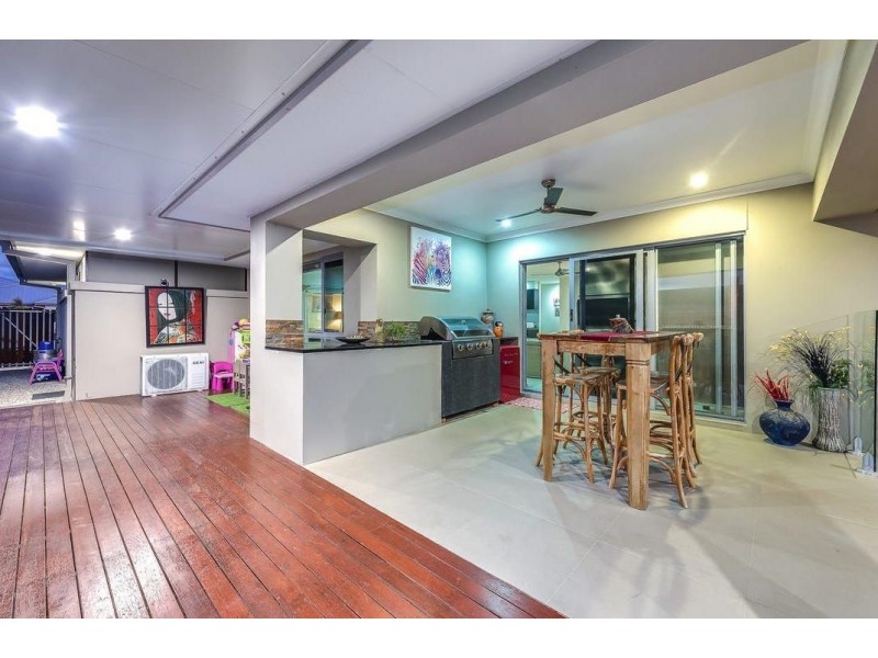 4 Allington Circuit, Maudsland QLD 4210