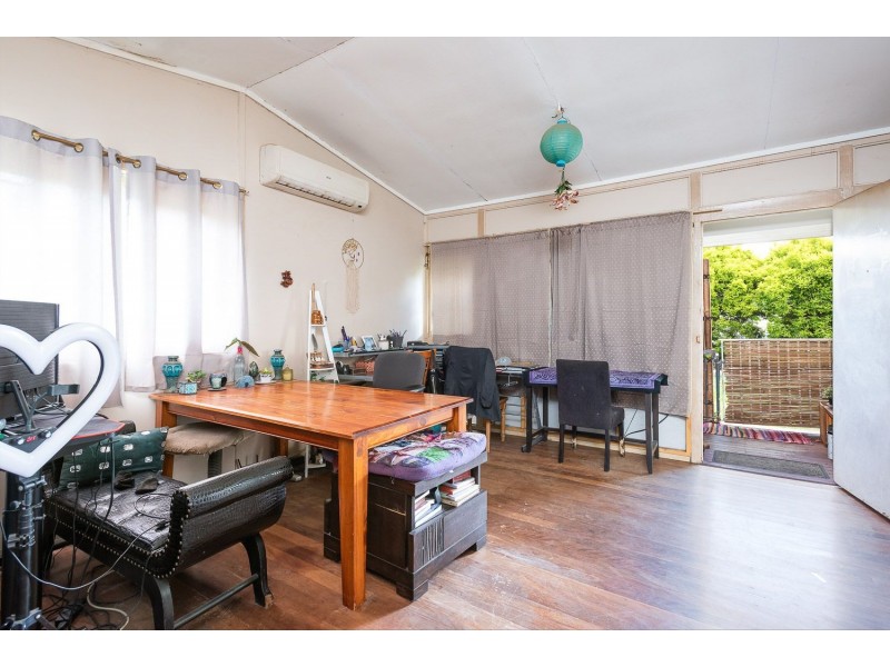 36 Bognuda street, Bundamba QLD 4304