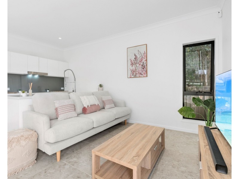 2/4 Meyer Street, Southport QLD 4215