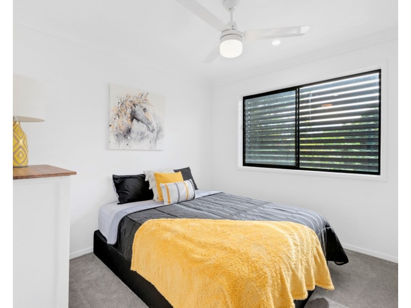 2/4 Meyer Street, Southport QLD 4215