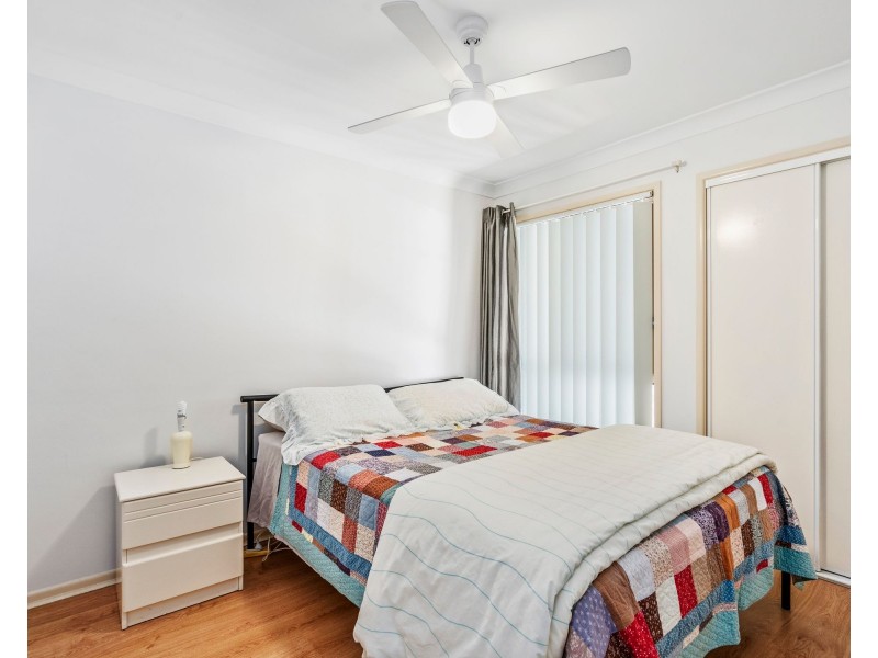 8 Silverpine Crescent, Oxenford QLD 4210