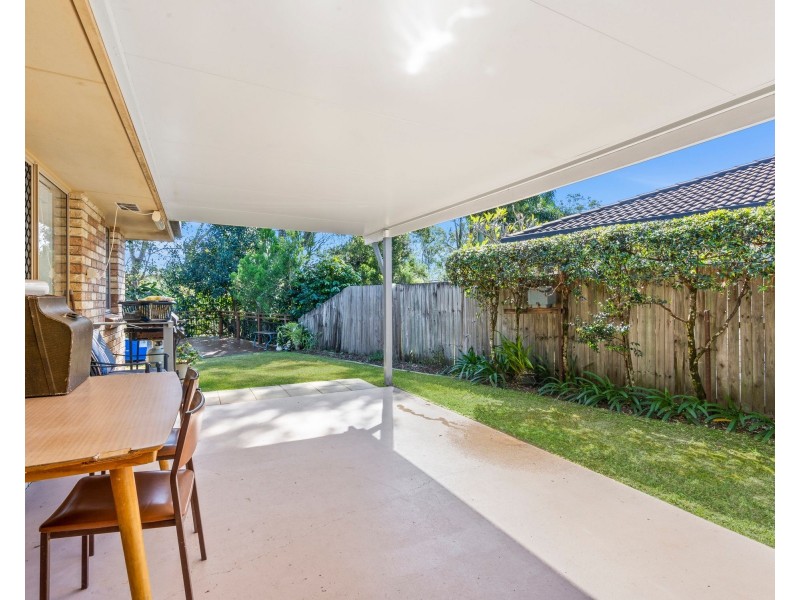 8 Silverpine Crescent, Oxenford QLD 4210