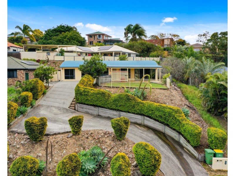 8 Kings Lane, Edens Landing QLD 4207