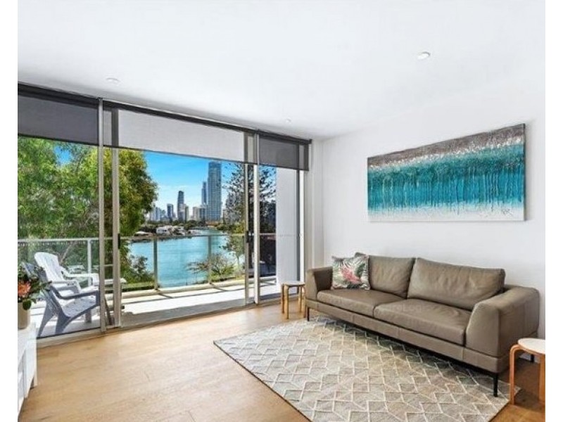 Surfers Paradise QLD 4217