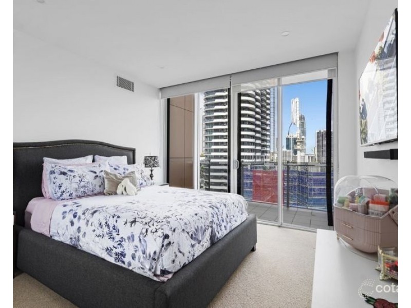 63/53 Darrambal Street, Chevron Island QLD 4217