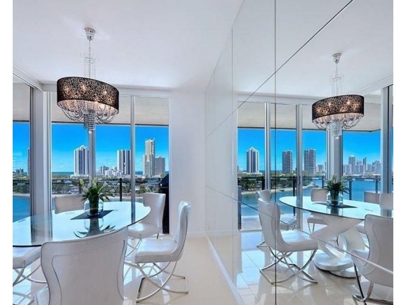 63/53 Darrambal Street, Chevron Island QLD 4217