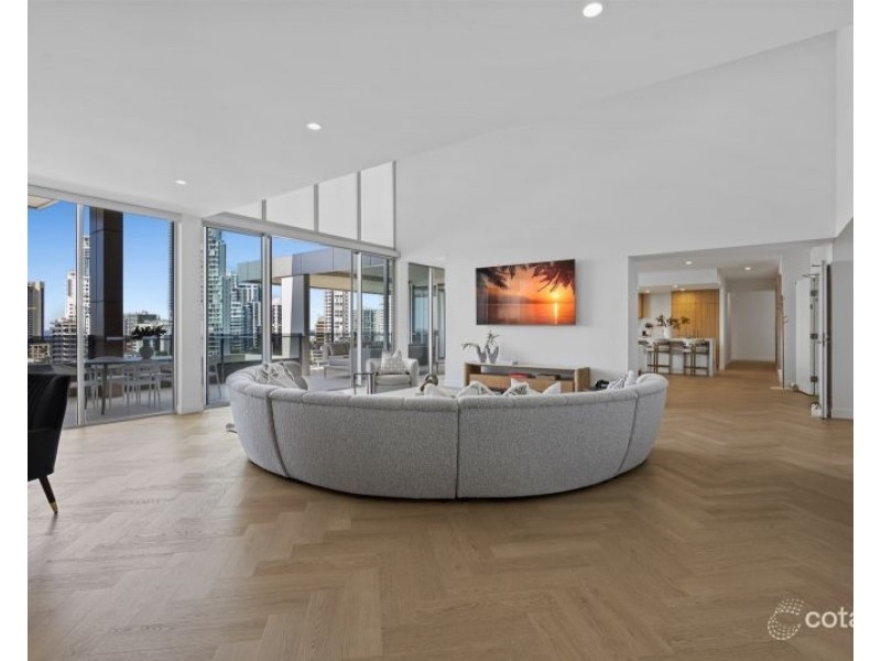 63/53 Darrambal Street, Chevron Island QLD 4217