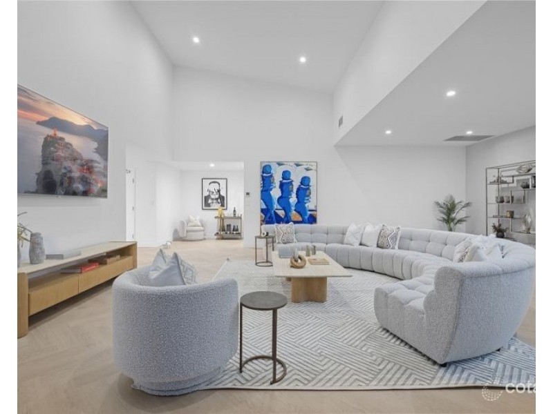 63/53 Darrambal Street, Chevron Island QLD 4217