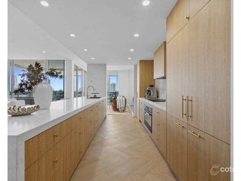 63/53 Darrambal Street, Chevron Island QLD 4217